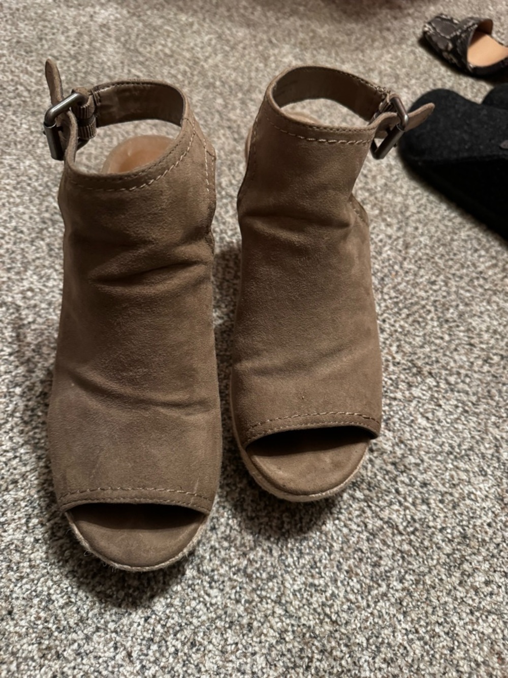 Universal Thread Taupe Suede Peep-Toe Wedge Sandals